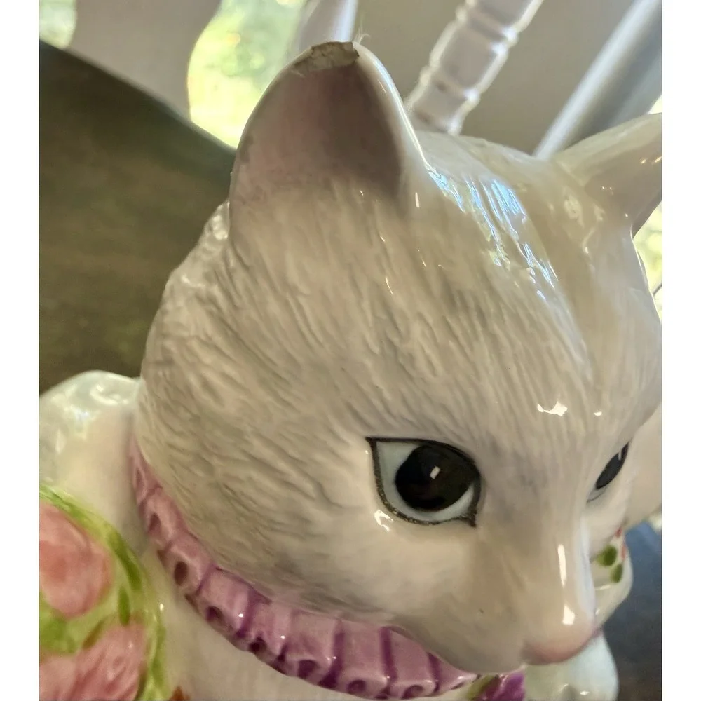 VTG 1990 Lefton Marie-Cattonette Cat Ceramic Teapot Music Box *Video